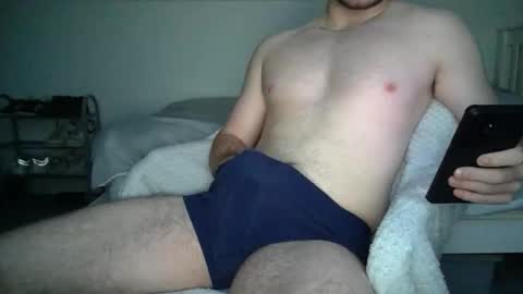 Snapshot of curiousharryxx chatting on 12-22-24, 04:06 BritishHarry online show from 12-22-24, 04:06