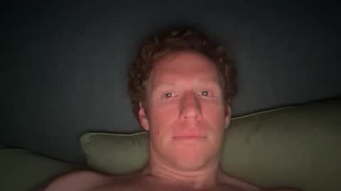 Snapshot of curiousmike6 chatting on 06-11-26, 02:37 curiousmike6 online show from 06-11-26, 02:37
