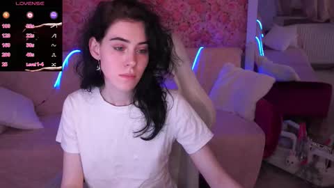 curleyblueeyes online show from 03-27-26, 02:17