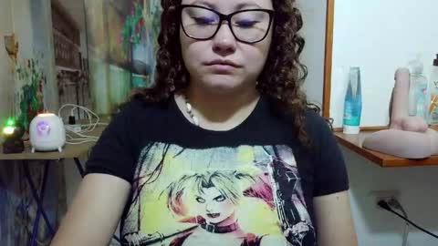 Vannesa online show from 04-23-26, 02:24