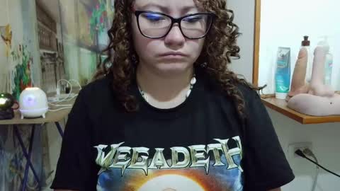 Vannesa online show from 04-29-26, 02:26