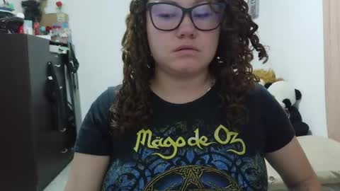 Vannesa online show from 05-22-26, 01:24