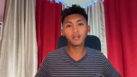 Snapshot of curly_iron chatting on 02-01-26, 11:20 curly_iron online show from 02-01-26, 11:20