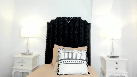 curly luna  online show from 03-10-26, 07:41