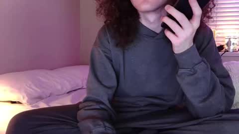 curly fries online show from 02-10-26, 09:57