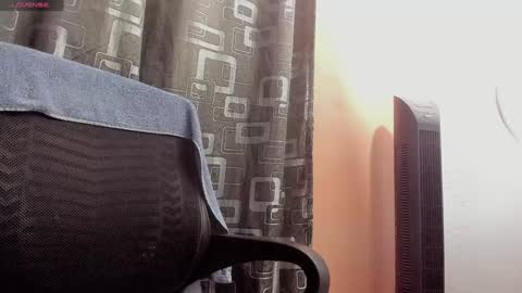 Snapshot of curt_x chatting on 12-30-24, 04:53 Curt online show from 12-30-24, 04:53