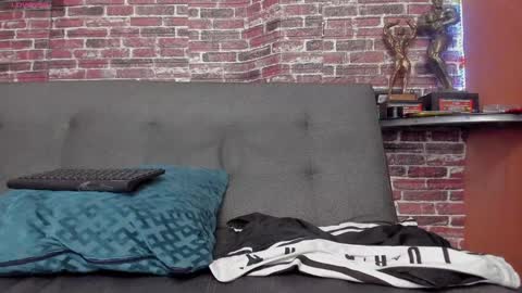 Snapshot of curt_x chatting on 01-21-25, 06:11 Curt online show from 01-21-25, 06:11