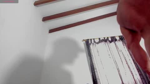 Snapshot of curt_x chatting on 10-10-25, 05:45 Curt online show from 10-10-25, 05:45