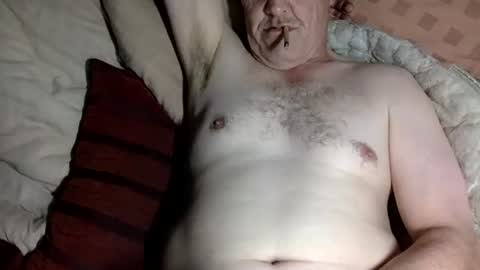 curvelover1977 online show from 11-13-25, 12:20