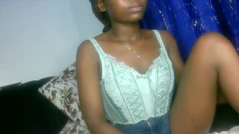 Snapshot of curvtha chatting on 02-12-26, 07:09 curvtha online show from 02-12-26, 07:09