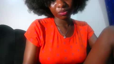 Snapshot of curvtha chatting on 02-21-26, 04:30 curvtha online show from 02-21-26, 04:30