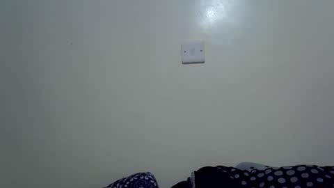 SALLY online show from 04-12-26, 02:11