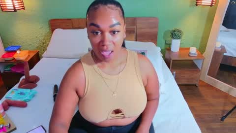 Danna online show from 04-20-26, 07:04