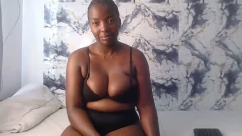 curvyj255 online show from 07-17-26, 08:21
