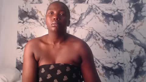 curvyj255 online show from 07-18-26, 12:48