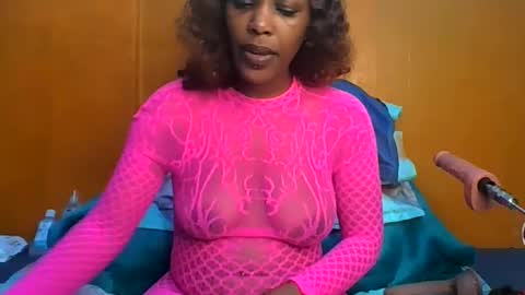 curvylyin online show from 05-11-26, 11:27