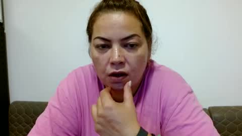 Snapshot of curvymomylore chatting on 07-06-26, 10:01 Lore online show from 07-06-26, 10:01