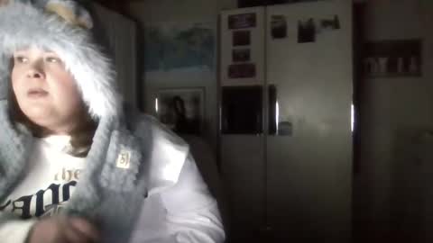 dahlia -kim online show from 12-15-24, 06:29