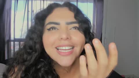 Snapshot of curvypornxxx chatting on 12-17-24, 06:42 curvypornxxx online show from 12-17-24, 06:42