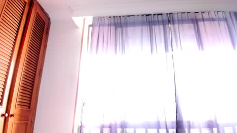 Snapshot of curvypornxxx chatting on 02-21-25, 01:33 curvypornxxx online show from 02-21-25, 01:33