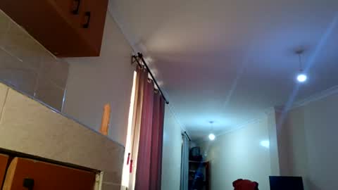 Zozo online show from 06-17-26, 11:56