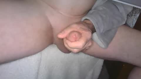 Snapshot of cut_guy64 chatting on 02-03-25, 03:53 Cut Guy online show from 02-03-25, 03:53