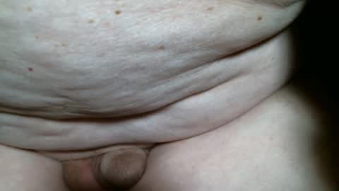 Snapshot of cutandwaxed2 chatting on 10-29-25, 01:24 BI SMOOTH MATURE  SUB online show from 10-29-25, 01:24