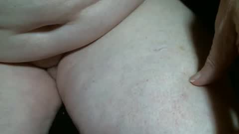 Snapshot of cutandwaxed2 chatting on 04-28-26, 01:05 BI SMOOTH MATURE SUB online show from 04-28-26, 01:05