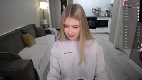 Kira  online show from 01-17-26, 01:27