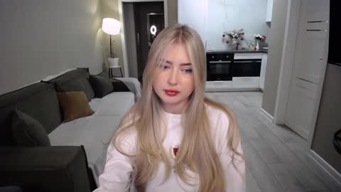 Kira  online show from 02-04-26, 01:06