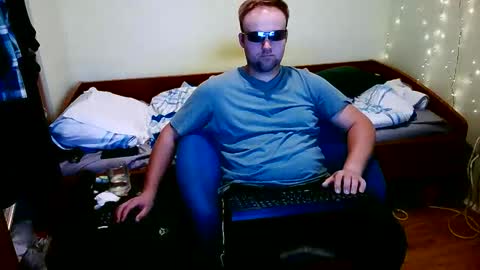 Snapshot of cute69696969 chatting on 06-05-26, 11:21 cute69696969 online show from 06-05-26, 11:21