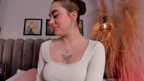 Amber  online show from 04-18-26, 07:58