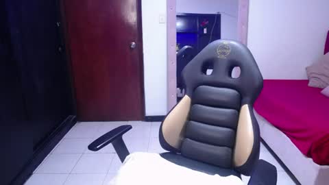 cute_angel_1 online show from 07-06-26, 11:29