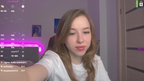 Snapshot of cute_beauty chatting on 01-01-25, 01:58 Amanda online show from 01-01-25, 01:58