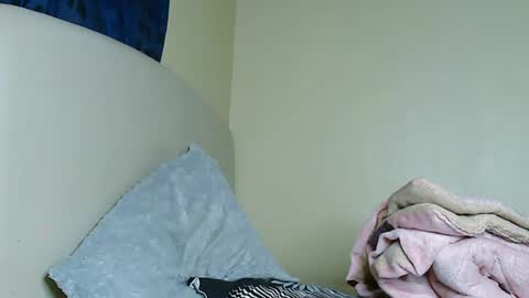 V EE online show from 02-07-25, 02:15