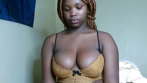 V EE online show from 02-10-25, 10:53