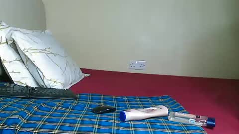 V EE online show from 02-11-25, 09:09