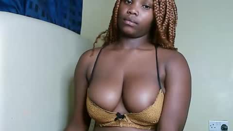 V EE online show from 02-21-25, 01:44