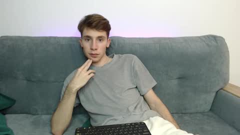 Im Brian online show from 10-30-25, 03:35