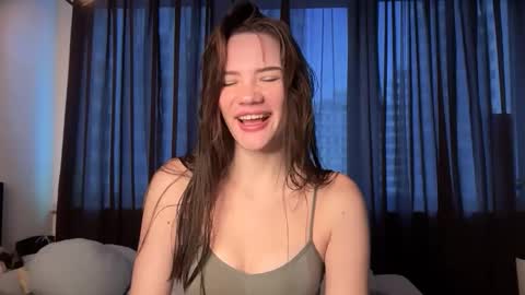 Snapshot of cute_bubbles chatting on 09-20-25, 02:51 cute_bubbles online show from 09-20-25, 02:51