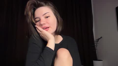 Snapshot of cute_bubbles chatting on 10-20-25, 05:57 cute_bubbles online show from 10-20-25, 05:57