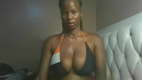 Snapshot of cute_dani01 chatting on 09-21-25, 11:50 Dani online show from 09-21-25, 11:50