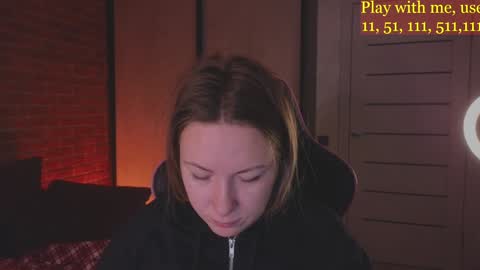 Snapshot of cute_darina chatting on 12-25-24, 01:31 Everyday stream in the same time online show from 12-25-24, 01:31