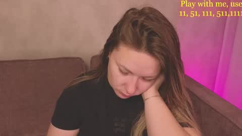 Snapshot of cute_darina chatting on 10-30-25, 01:40 Everyday stream in the same time online show from 10-30-25, 01:40