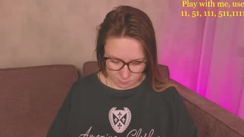 Snapshot of cute_darina chatting on 11-05-25, 01:27 Everyday stream in the same time online show from 11-05-25, 01:27