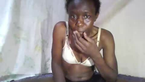 Snapshot of cute_divah4 chatting on 10-07-25, 05:04 cute_divah4 online show from 10-07-25, 05:04