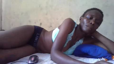 Snapshot of cute_divah4 chatting on 11-21-25, 11:09 cute_divah4 online show from 11-21-25, 11:09