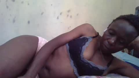 Snapshot of cute_divah4 chatting on 02-11-26, 08:41 cute_divah4 online show from 02-11-26, 08:41