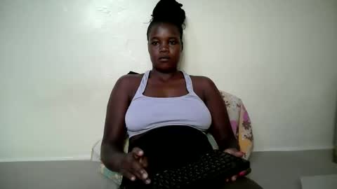 cute_heaven online show from 10-04-25, 11:08