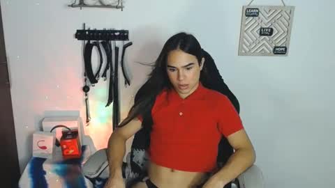 Cute horny1 online show from 01-27-25, 09:23